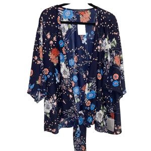 West kei Nordstrom kimono top, open, ties at bottom, Nwt, size 2x